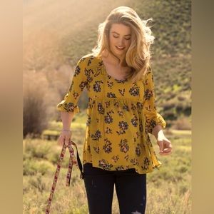 Motherhood Maternity tie front blouse size S floral mustard